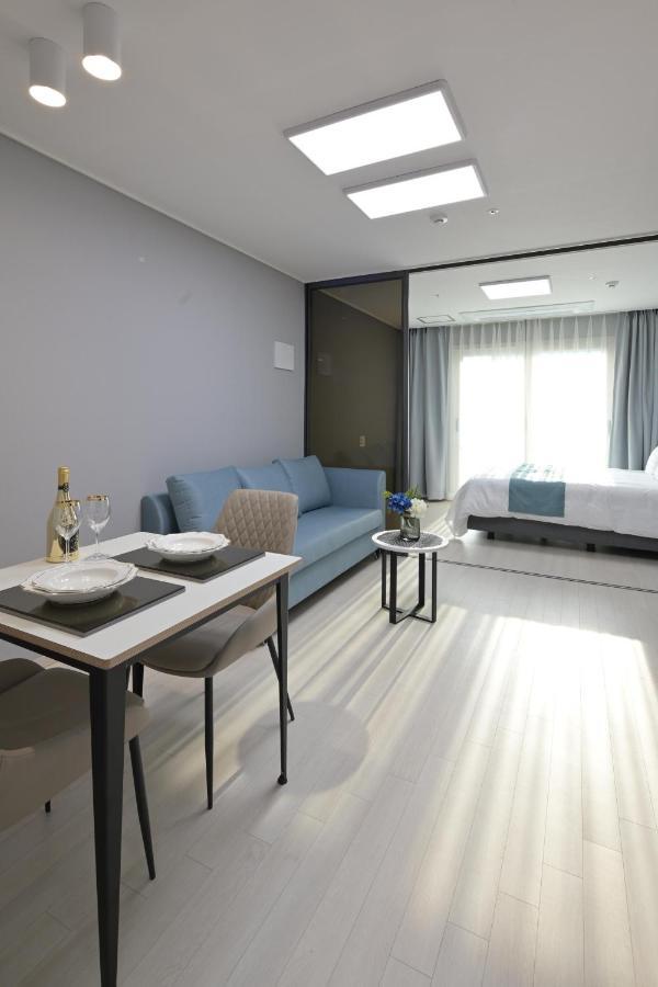 Bayone Park Apartment Yeosu Exterior photo